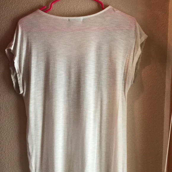 Bead pattern flowy top - Picture 7 of 8